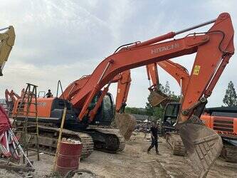 صورة ل حفارات مجنزرة 2023 هيتاشى ZX350
