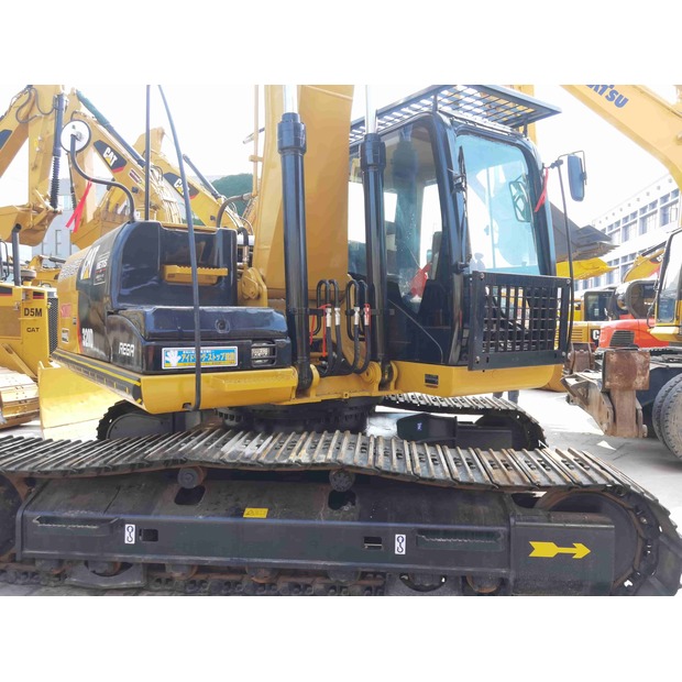 2021 Caterpillar 320D-42978209