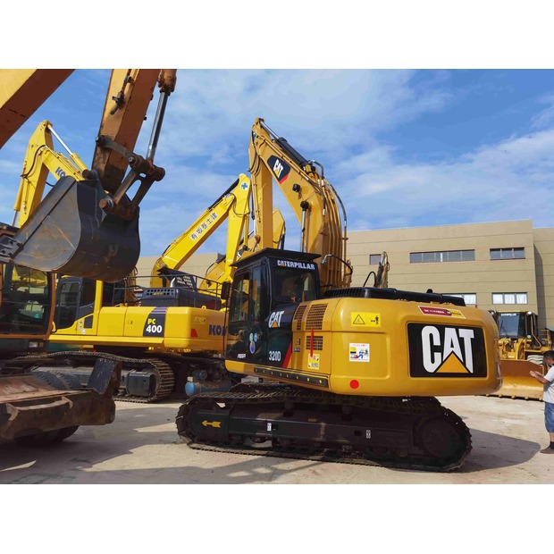 2021 Caterpillar 320D-42978210