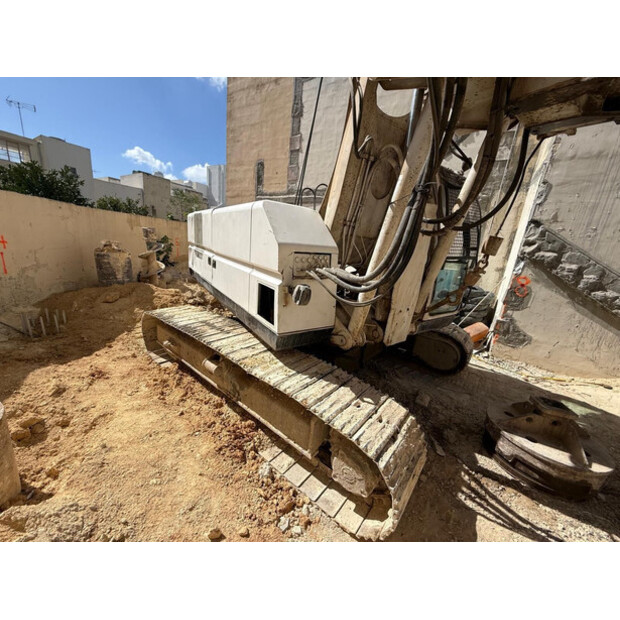 2003 سويلمك R208-42978550