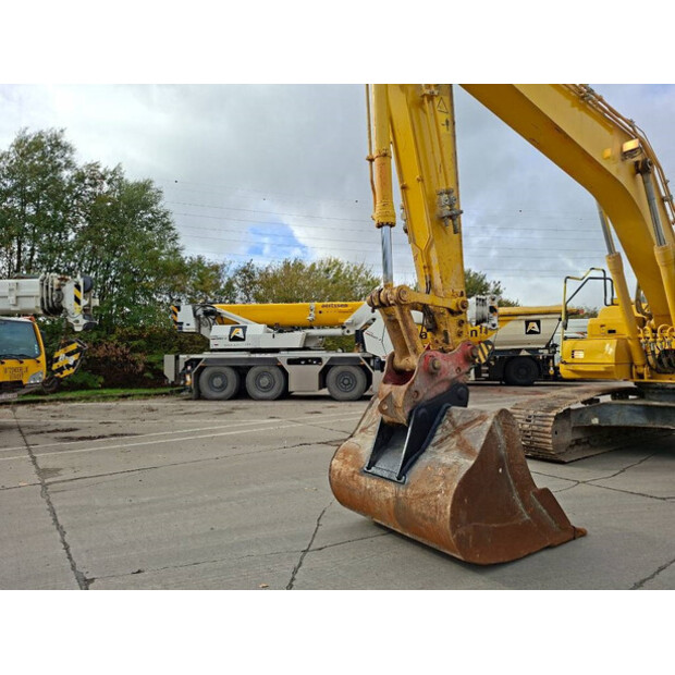 2021 Komatsu HB 215 LC-3-42979098
