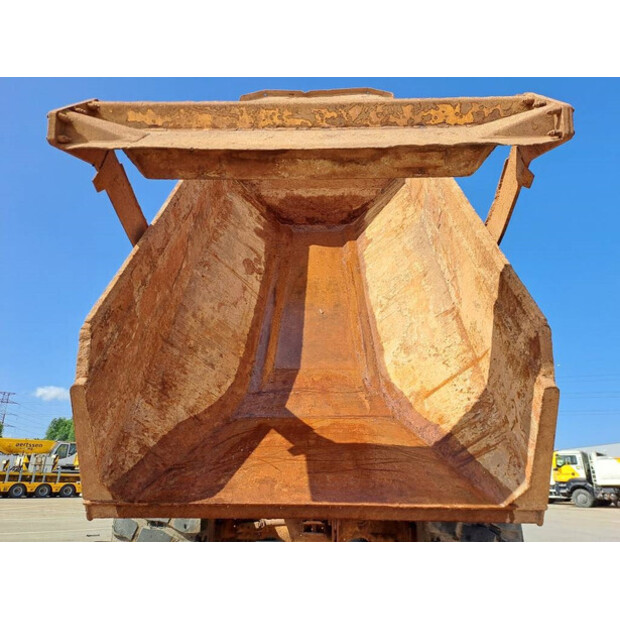 2013 Volvo A25F-42979252