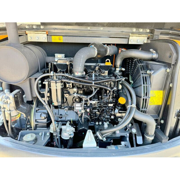 2024 دووسان DX60E-10N-42979492