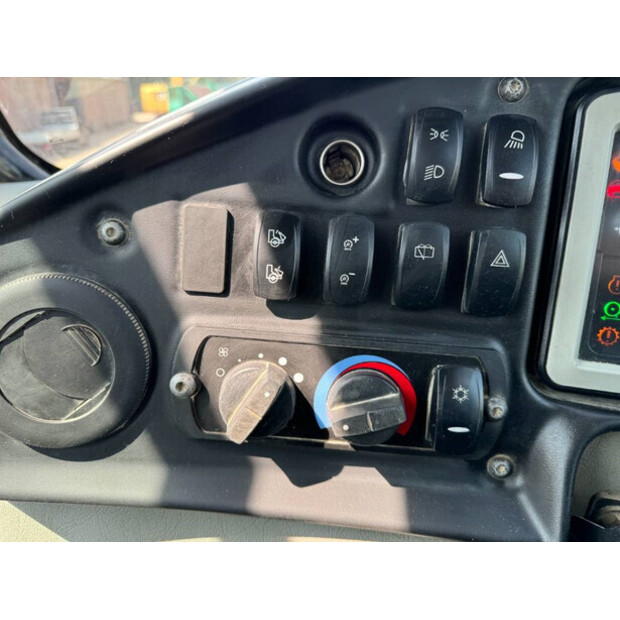 2017 Caterpillar 745C-42979546