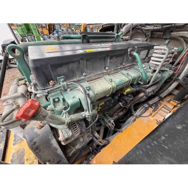 2011 فولفو A40F-42979668