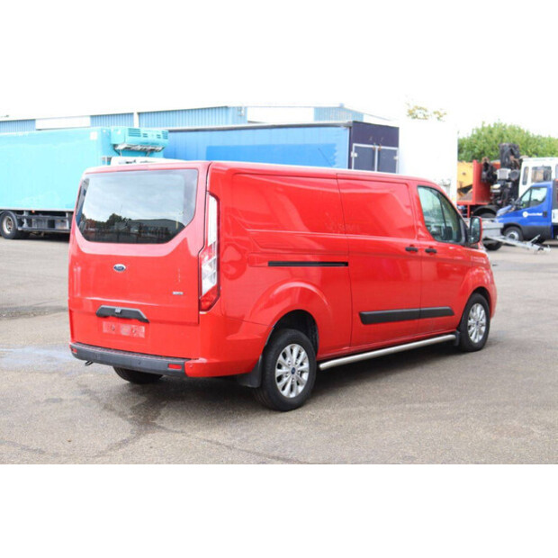 Ford CUSTOM-42987826