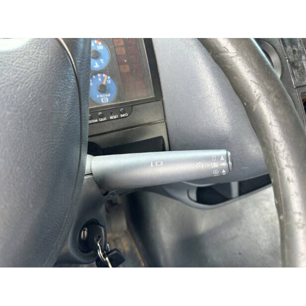 1999 Mercedes-Benz ATEGO-42988285