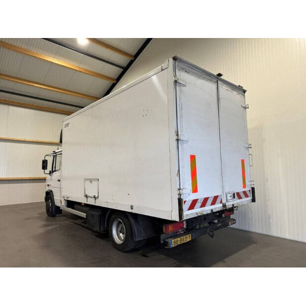 2013 Mercedes-Benz 816D-42988294