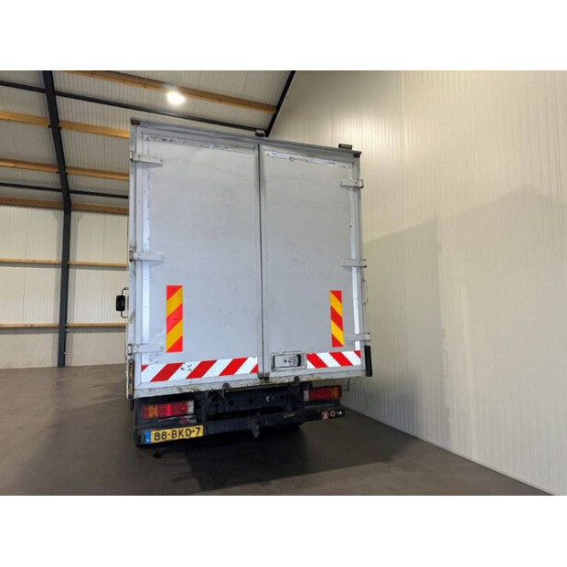 2013 Mercedes-Benz 816D-42988295