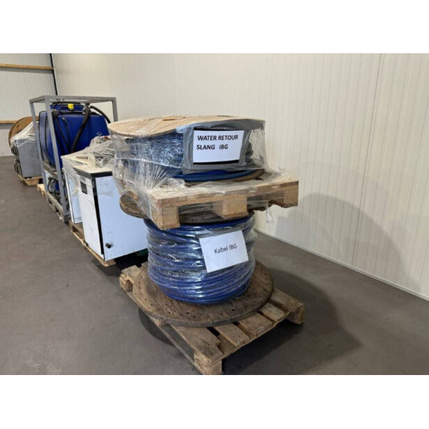 2013 Mercedes-Benz 816D-42988321