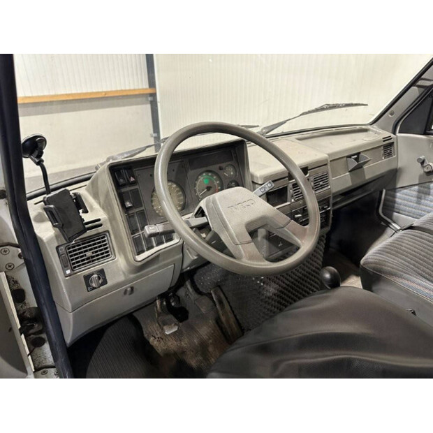 1992 ايفكو 49-12/35-42988332