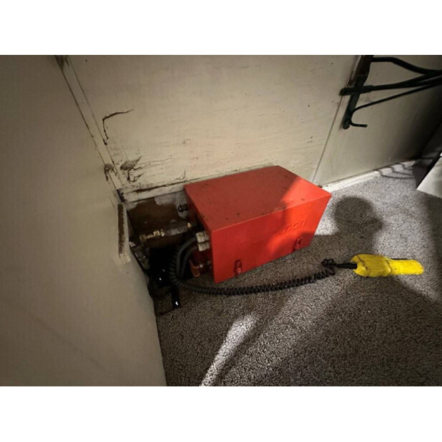 1992 ايفكو 49-12/35-42988342