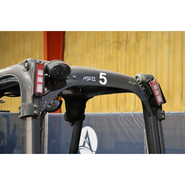 2016 ليندي E16H-02-42988441