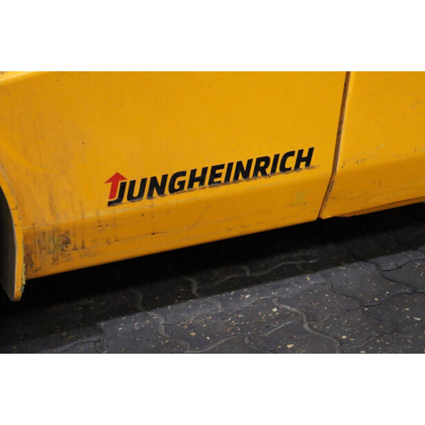 2021 Jungheinrich EFG 110-42988518