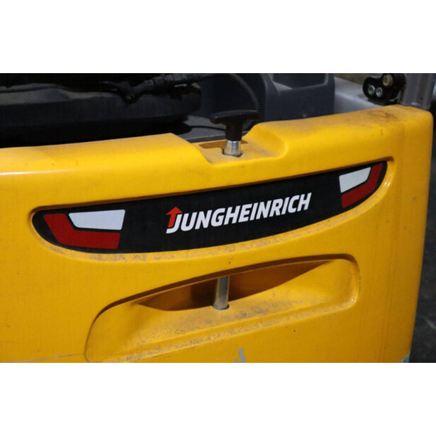 2021 Jungheinrich EFG 110-42988521
