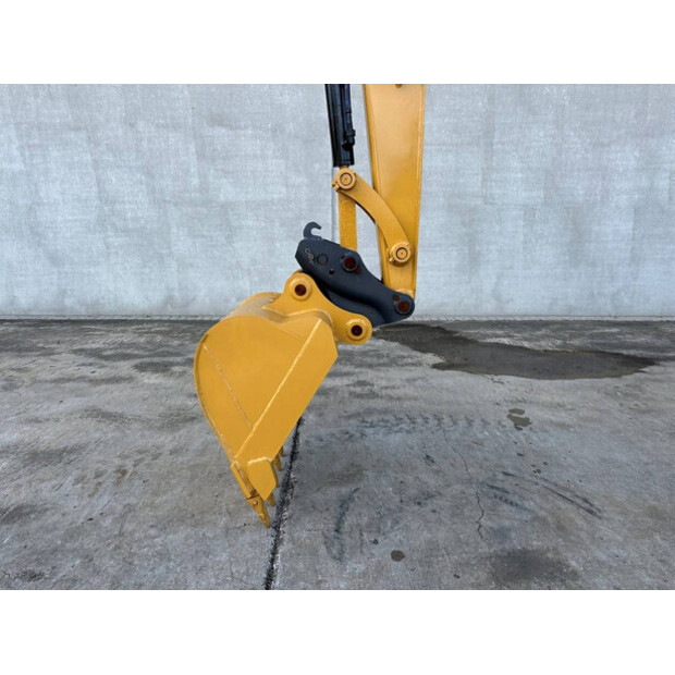 2018 Caterpillar 305.5E2-42988550