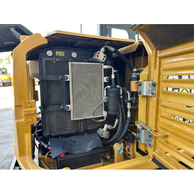 2018 Caterpillar 305.5E2-42988564