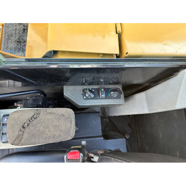 2018 Caterpillar 305.5E2-42988577