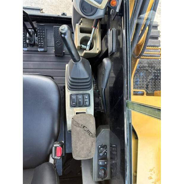2018 Caterpillar 305.5E2-42988578