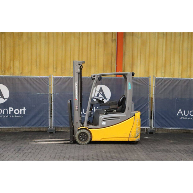 2017 Jungheinrich EFG 216-42988624