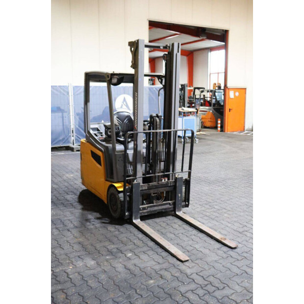 2017 Jungheinrich EFG 216-42988629