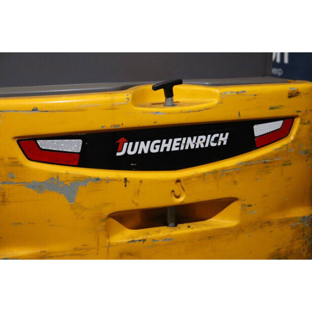2017 Jungheinrich EFG 216-42988650