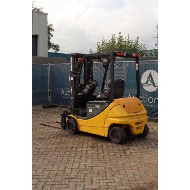 2011 Komatsu FB20A-12-42988798