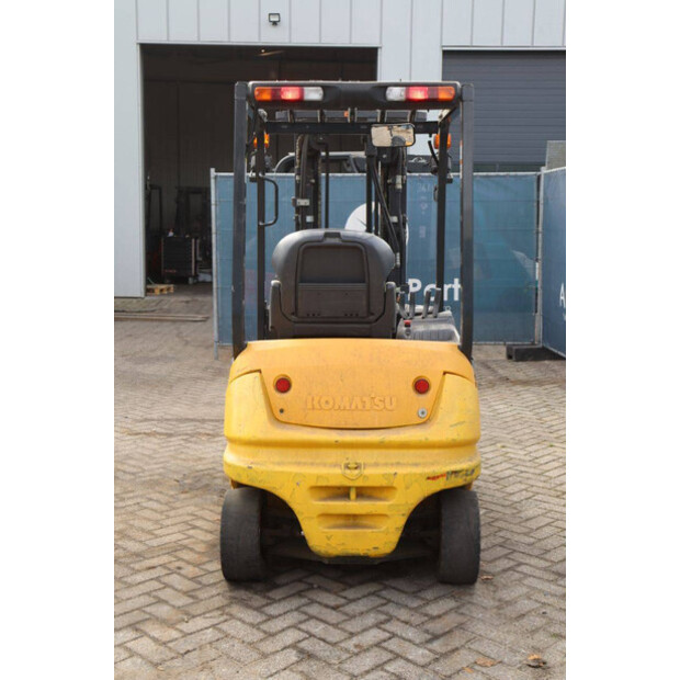 2011 Komatsu FB20A-12-42988799