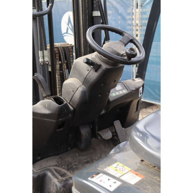 2011 Komatsu FB20A-12-42988818