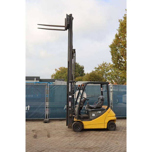 2011 Komatsu FB20A-12-42988829