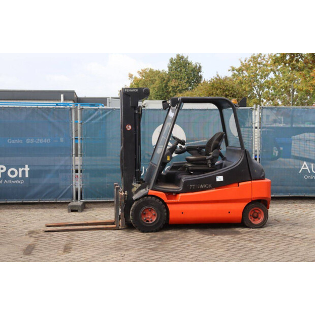2005 Linde E30/02-42988870