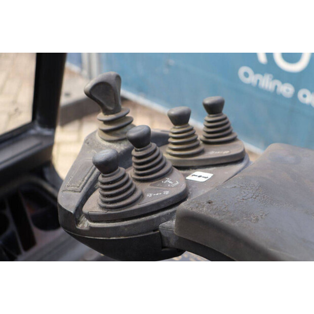 2005 Linde E30/02-42988895