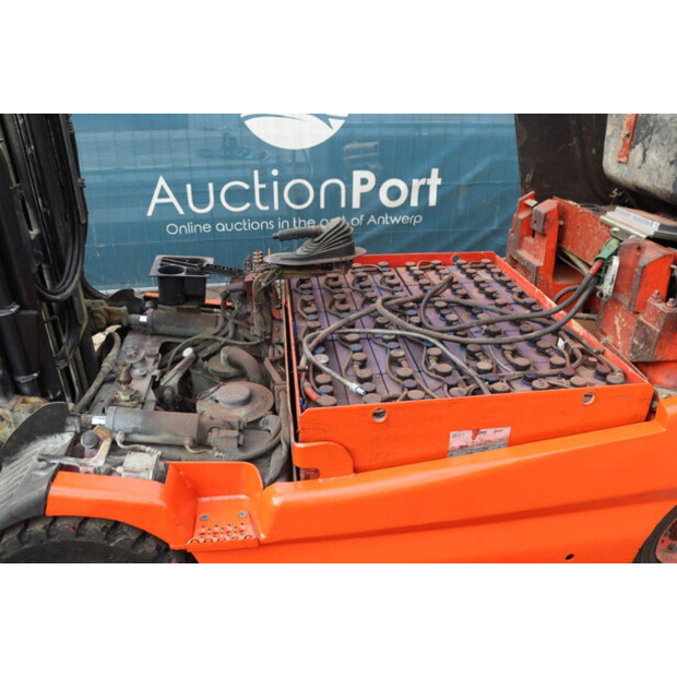 2005 Linde E30/02-42988900