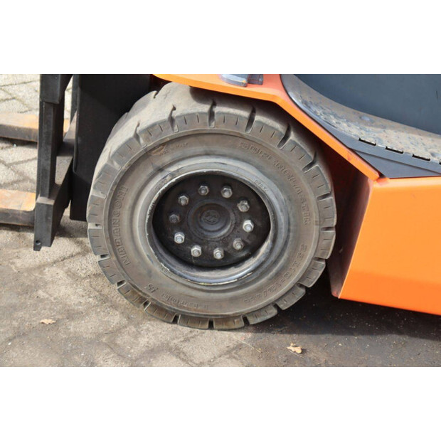 2013 Toyota 8FBMKT30-42989066