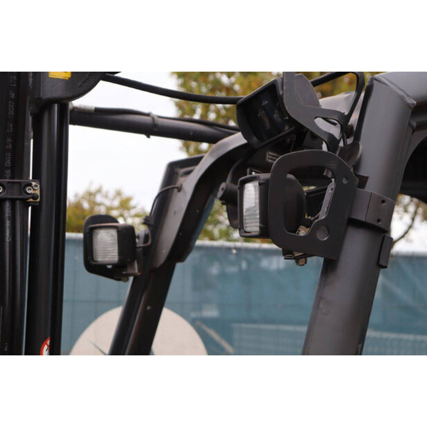 2018 ليندي E16PH-02-42990154