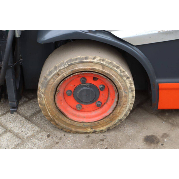 2018 ليندي E16PH-02-42990155