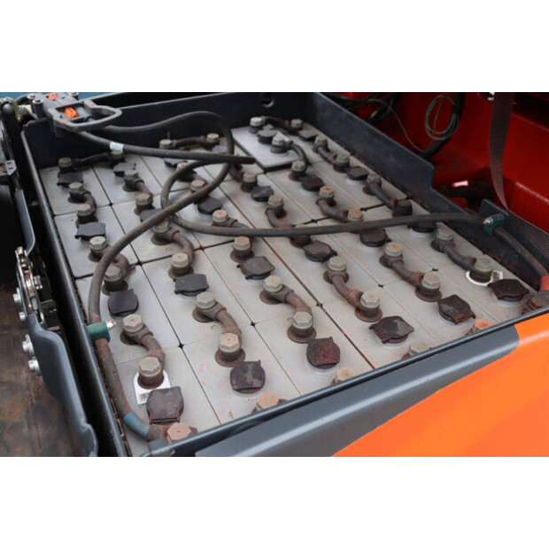 2018 ليندي E16PH-02-42990173