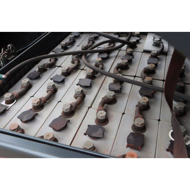 2018 ليندي E16PH-02-42990174