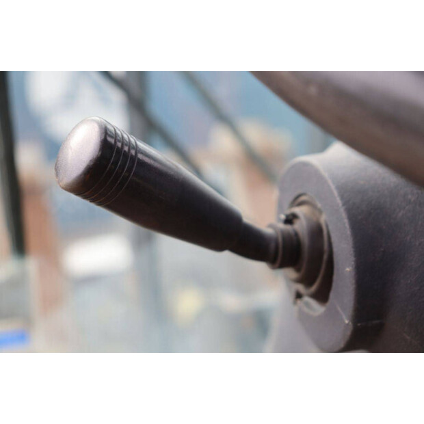 2010 جيه سي بي 30G-42990236
