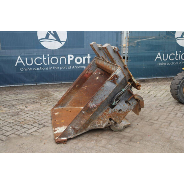 2010 جيه سي بي 30G-42990248
