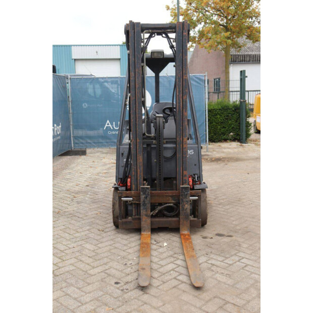 2004 Linde E16C-42990272