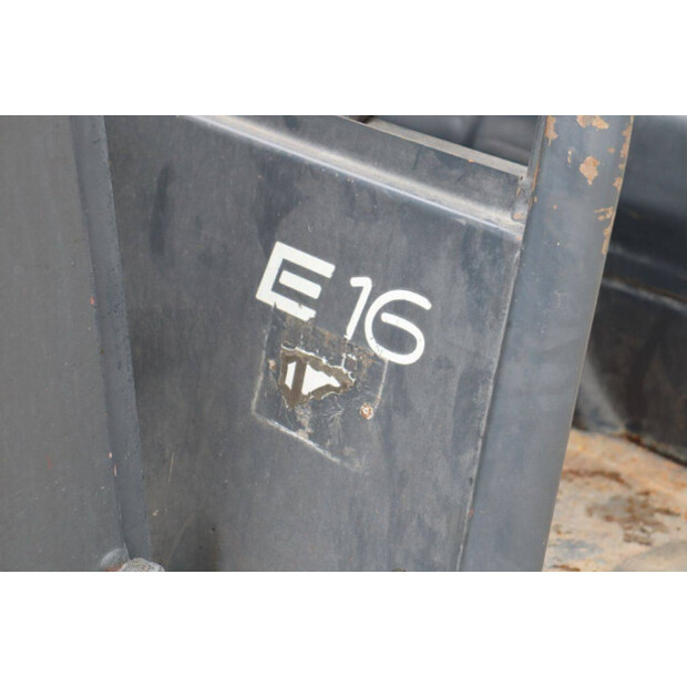 2004 Linde E16C-42990276