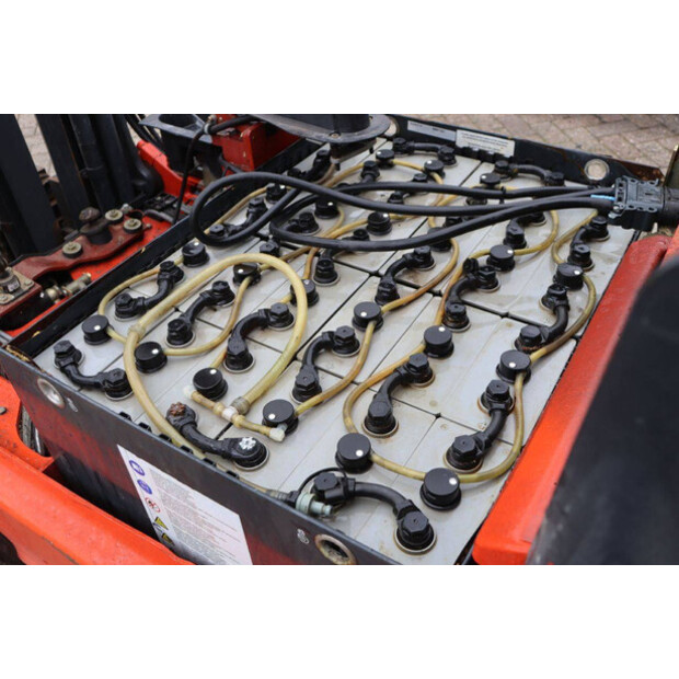 2004 Linde E16C-42990295