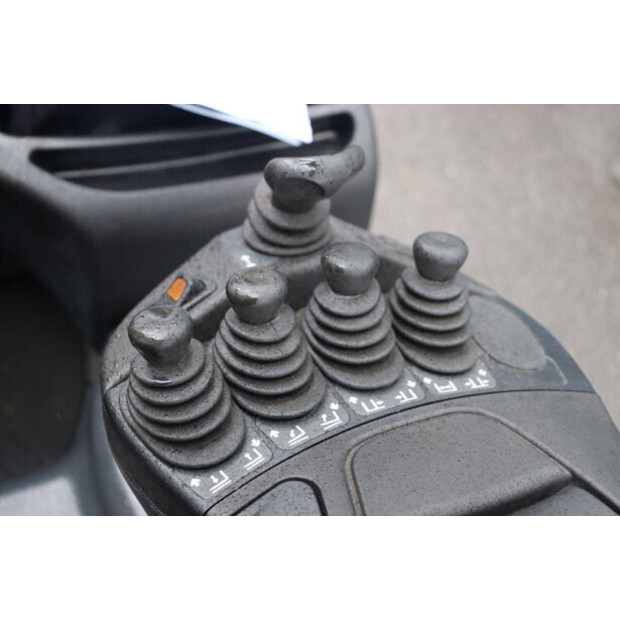 2024 Linde E15-02-42990557