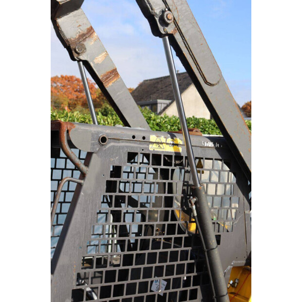 2008 THOMAS LB85CE-42990748