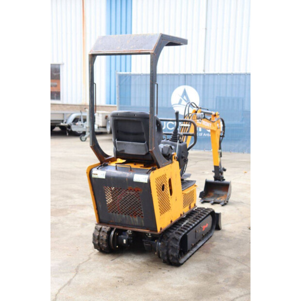 2021 Infront YFE10-42990889