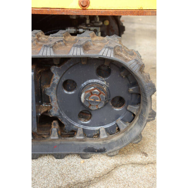 2021 Infront YFE10-42990903