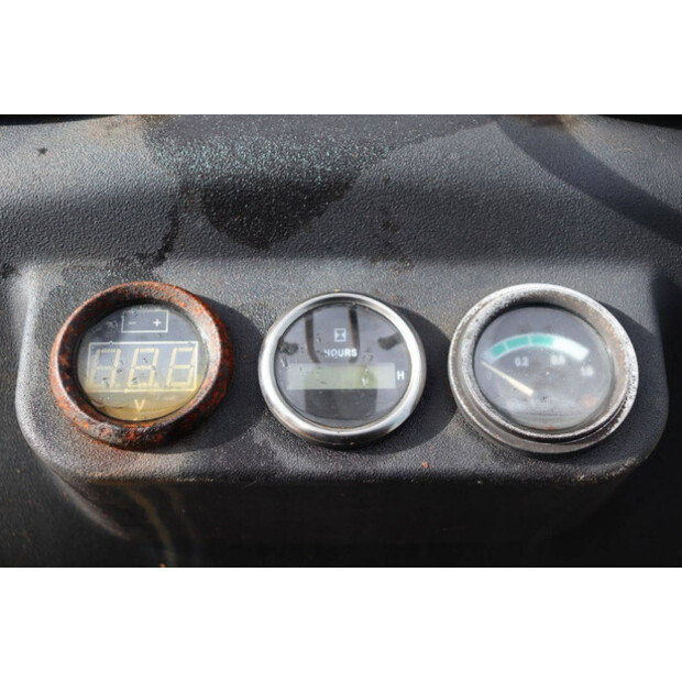 2021 Infront YFE10-42990915