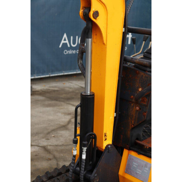 2021 Infront YFE10-42990921