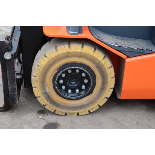 2019 Toyota 8FBMT25-42991024